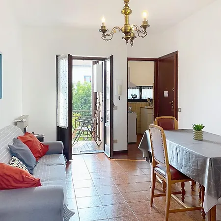 Francesco By Interhome Apartament